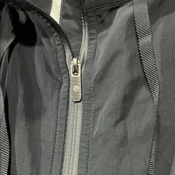 Lululemon x SoulCycle | Ride & Reflect Jacket - Picture 9 of 16